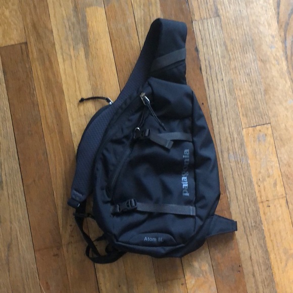 Patagonia Handbags - Patagonia Atom Sling bag